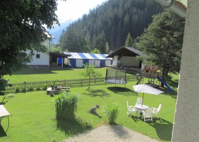 Gaestehaus Hoamat'l Bach (Tyrol)