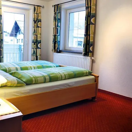 Gaestehaus Hoamat'l Bach (Tyrol)
